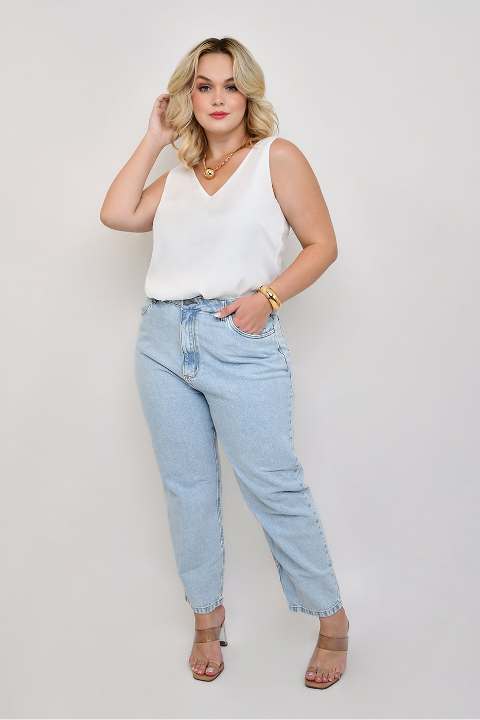 regata-katia-off-white-modelo-